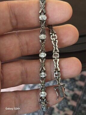 Vintage  Sterling Silver 925 Crystal Tennis Bracelet Grandeur  7.5"